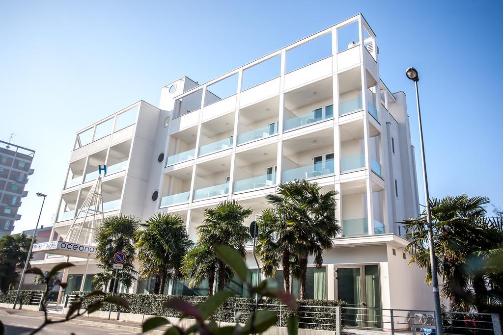 Hotel Oceanomare Punta Marina Exteriör bild